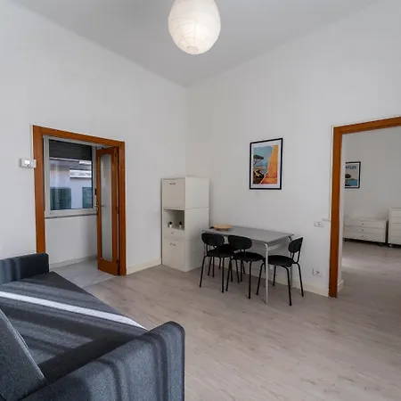 Via Annibale Caccavello 10 - Primo Piano Apartment Naples